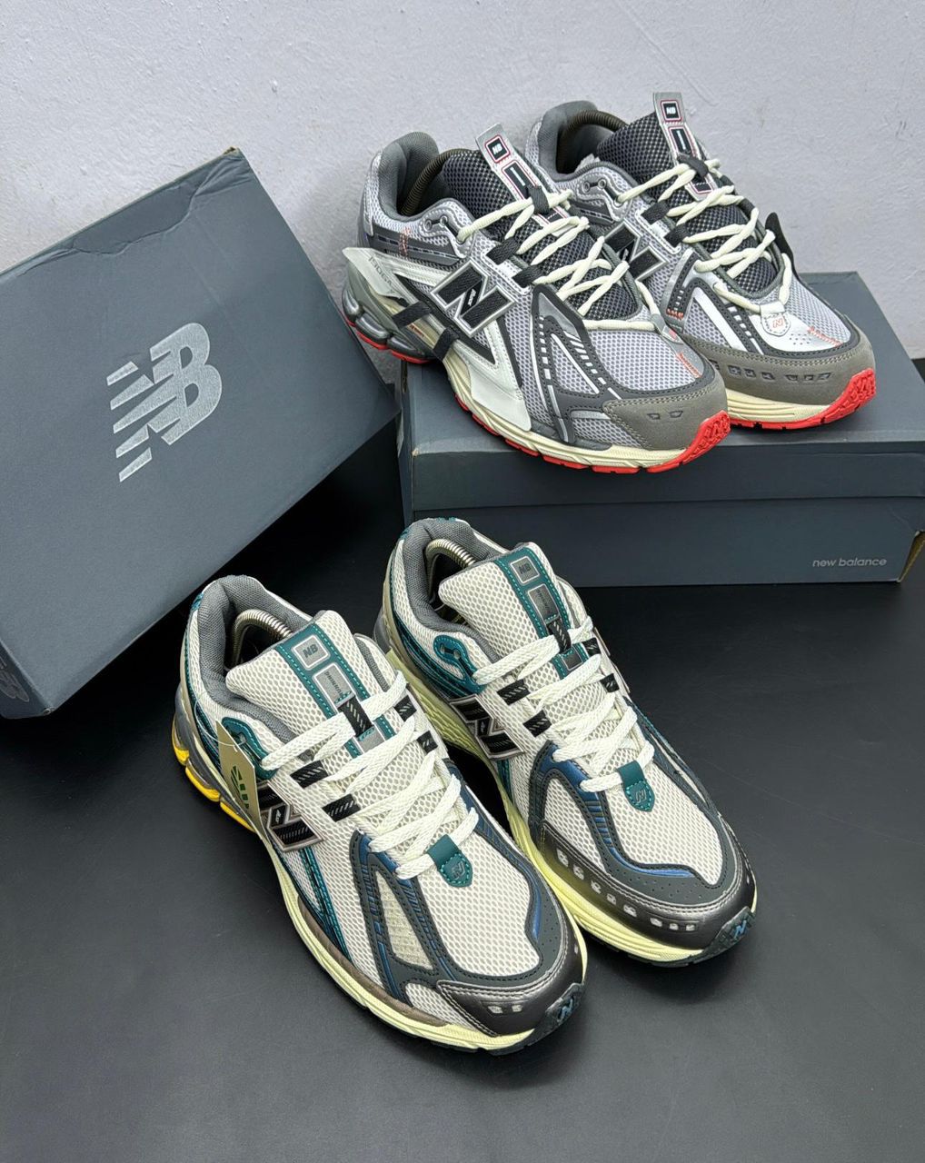 New Balance 1906R – Retro Running Sneakers