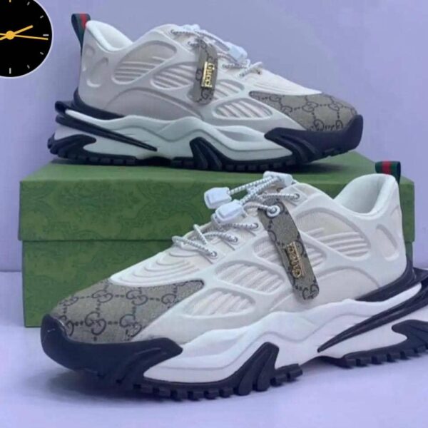 Gucci GG Supreme Canvas | Classic Luxury Redefined