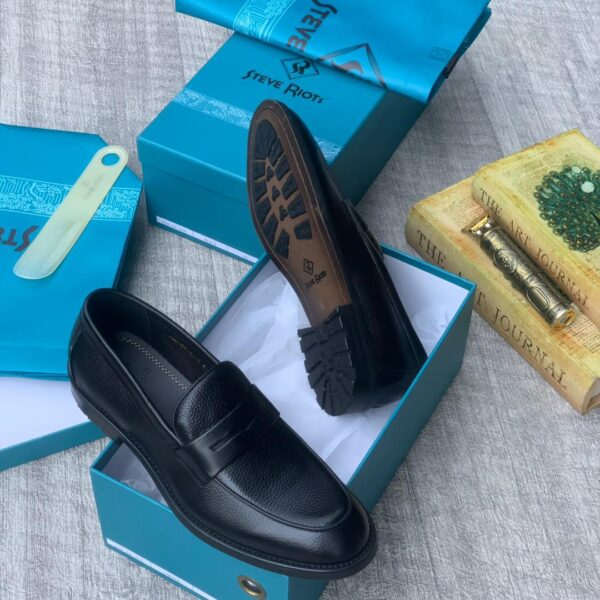 Steve Riots Men’s Black Leather Penny Loafers