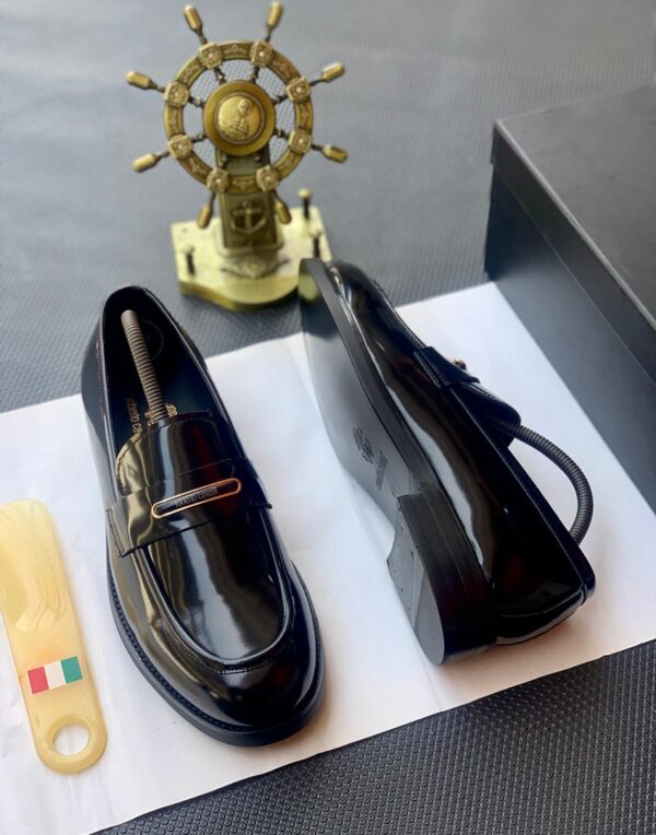 Roberto Cavalli Burgundy Metal-Logo Leather Loafers 1