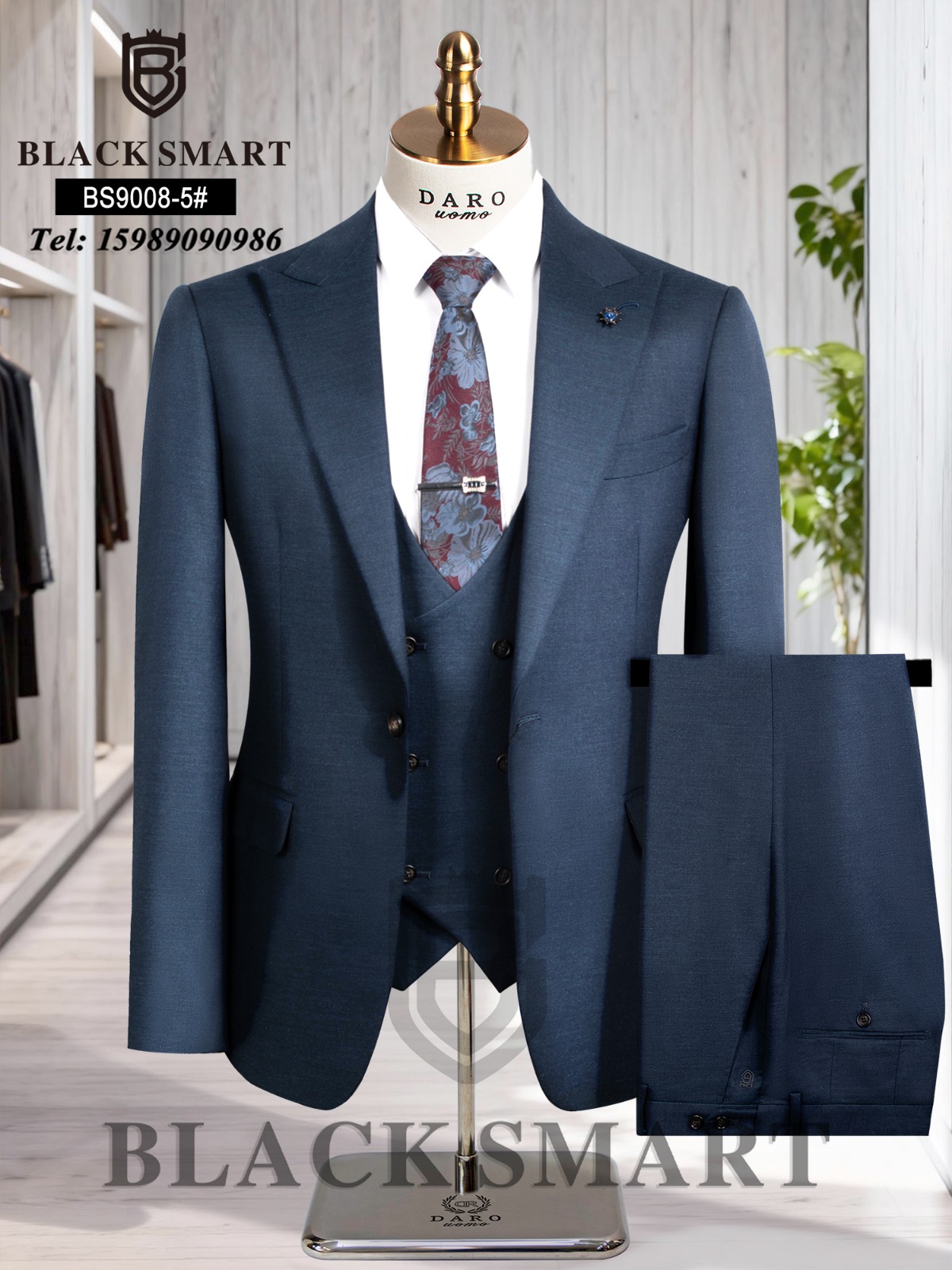 Daro Blue Smart Three-Piece Suit